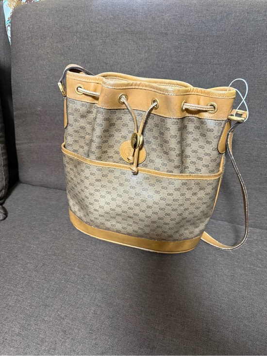 Gucci Handbags - Classic Tan Drawstring Bucket Bag- Vintage Piece